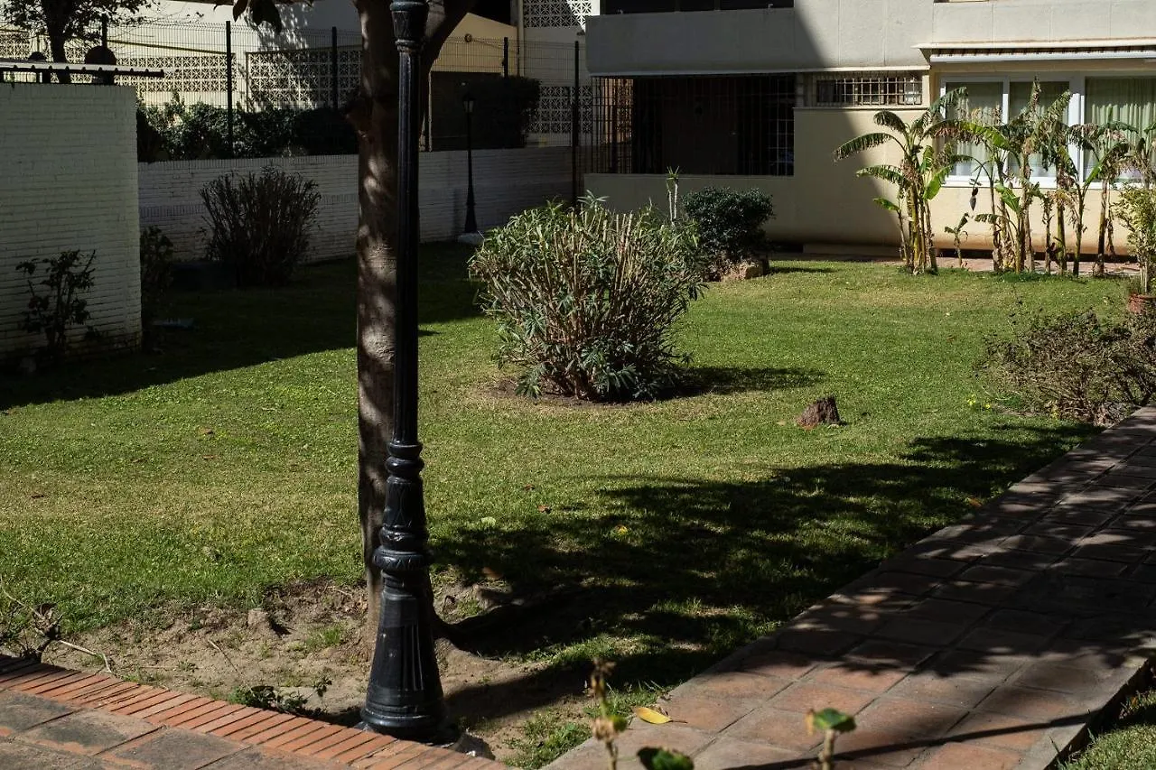 Appartement La Carihuela Apartamento De Lujo Reformado Torremolinos Spanje